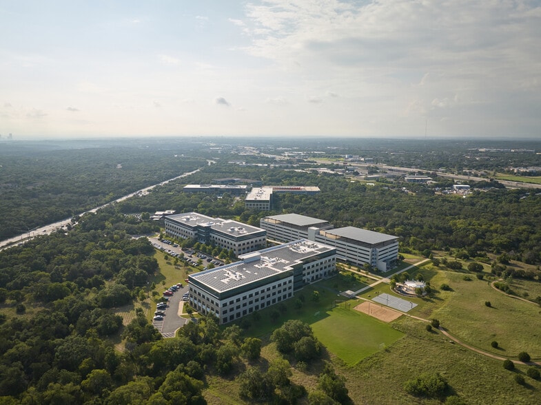 5707 Southwest Pky, Austin, TX for lease - Building Photo - Image 3 of 7