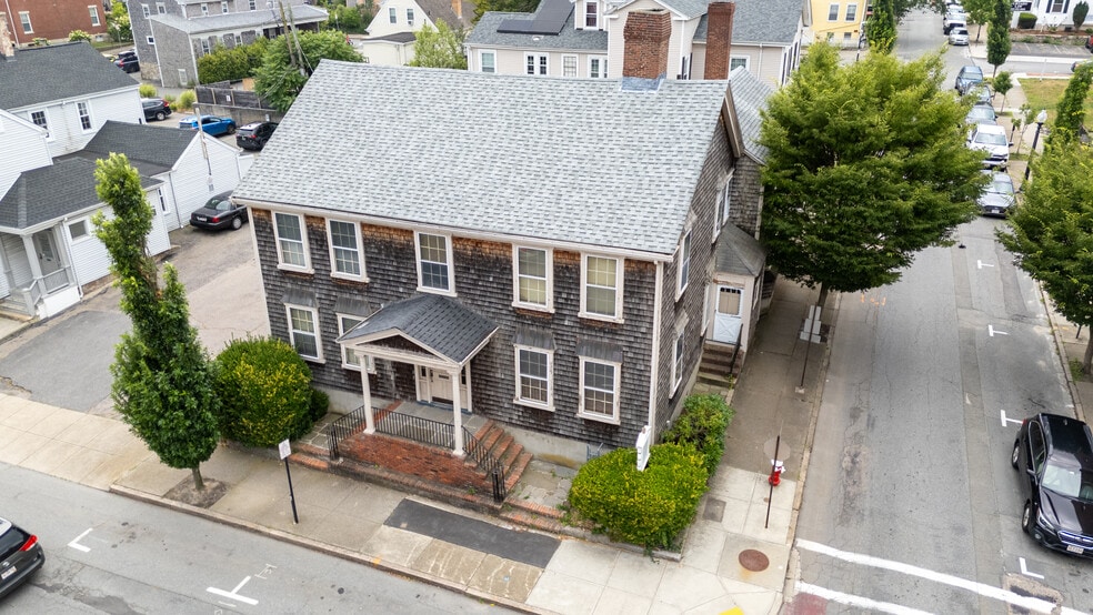 13 S 6th St, New Bedford, MA for sale - Building Photo - Image 1 of 39