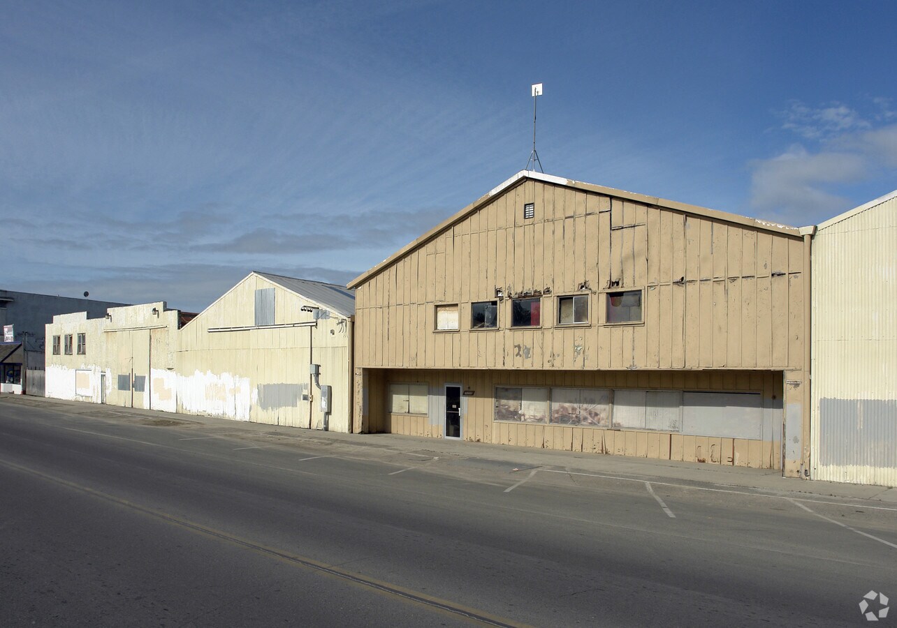 7055 N Winton Way, Winton, CA 95388