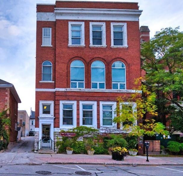 56 Albert St, Stratford, ON N5A 3K3