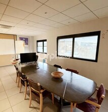 Office in Fleurieux-sur-l'Arbresle for lease Interior Photo- Image 2 of 4