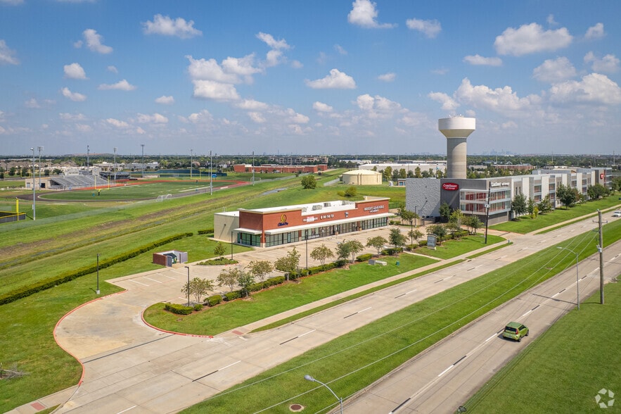 3220 Kirby Dr, Pearland, TX for sale - Aerial - Image 3 of 13