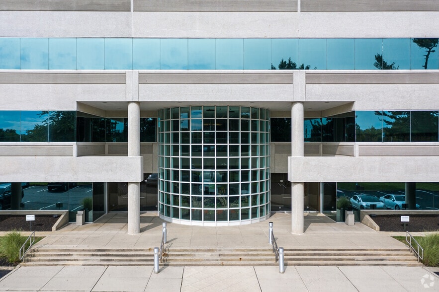 1030 Broad St, Shrewsbury, NJ for lease - Building Photo - Image 2 of 6