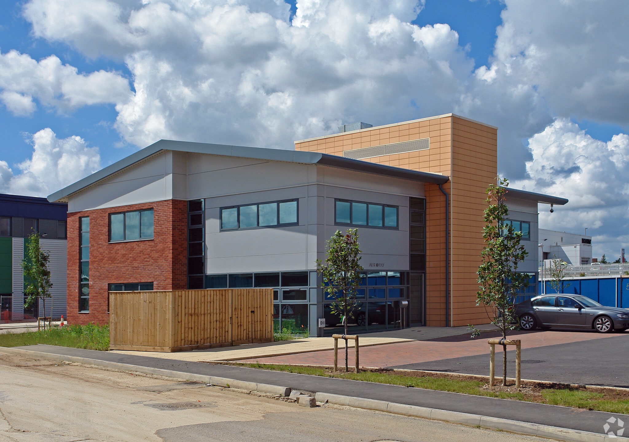 Glyme Ct, Kidlington for sale Primary Photo- Image 1 of 1