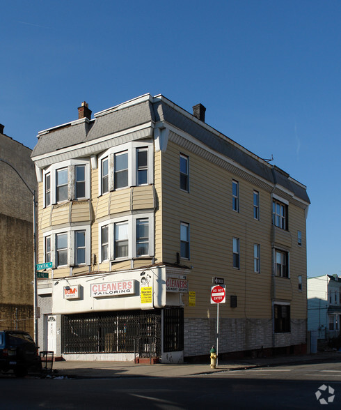 417 Central Ave, Newark, NJ for sale - Building Photo - Image 1 of 1