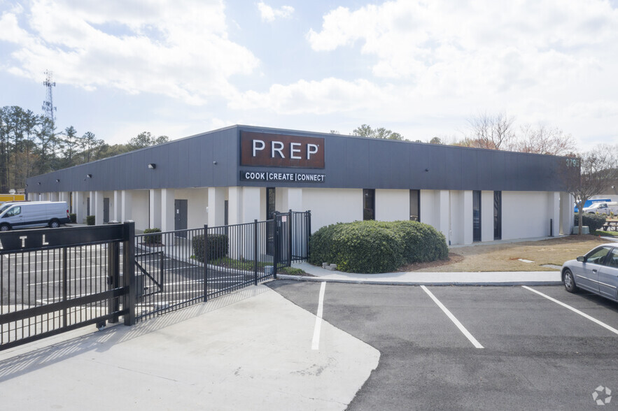 3783 Presidential Pky, Atlanta, GA for lease - Building Photo - Image 1 of 17