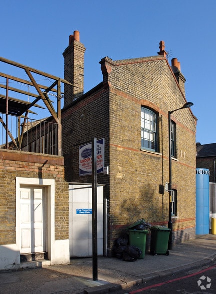 Artichoke Pl, London for lease - Building Photo - Image 3 of 5