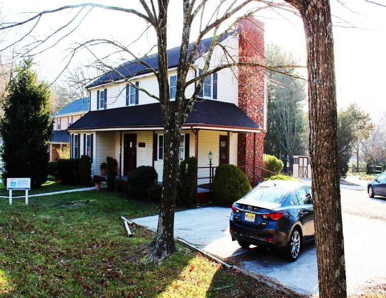 626 N Shore Rd, Absecon, NJ for sale - Primary Photo - Image 1 of 1