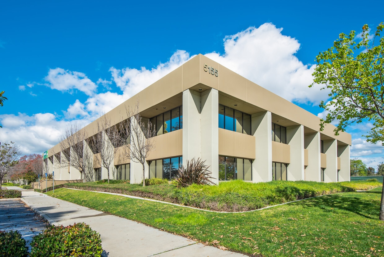 5153 Camino Ruiz, Camarillo, CA for lease Building Photo- Image 1 of 13