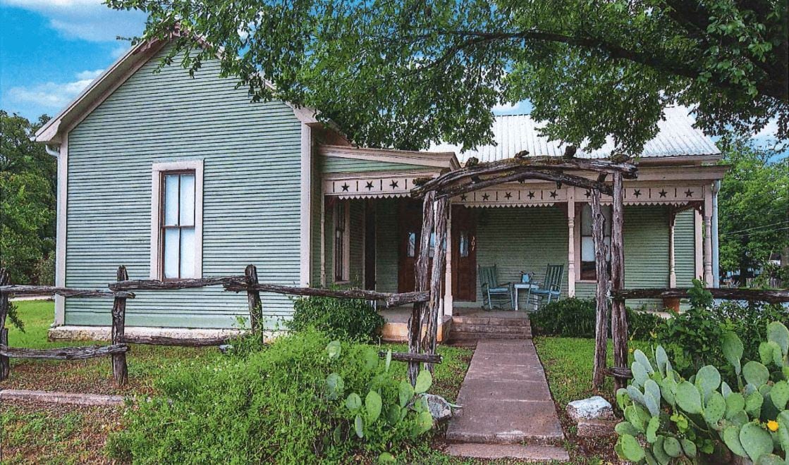 307 S Creek St, Fredericksburg, TX for sale Building Photo- Image 1 of 1