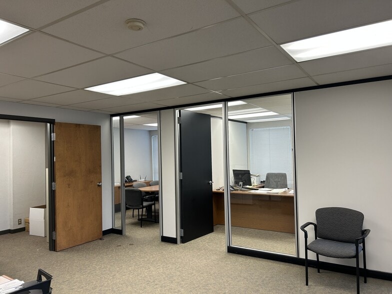 1250 Springfield Pike, Cincinnati, OH for lease - Interior Photo - Image 3 of 7