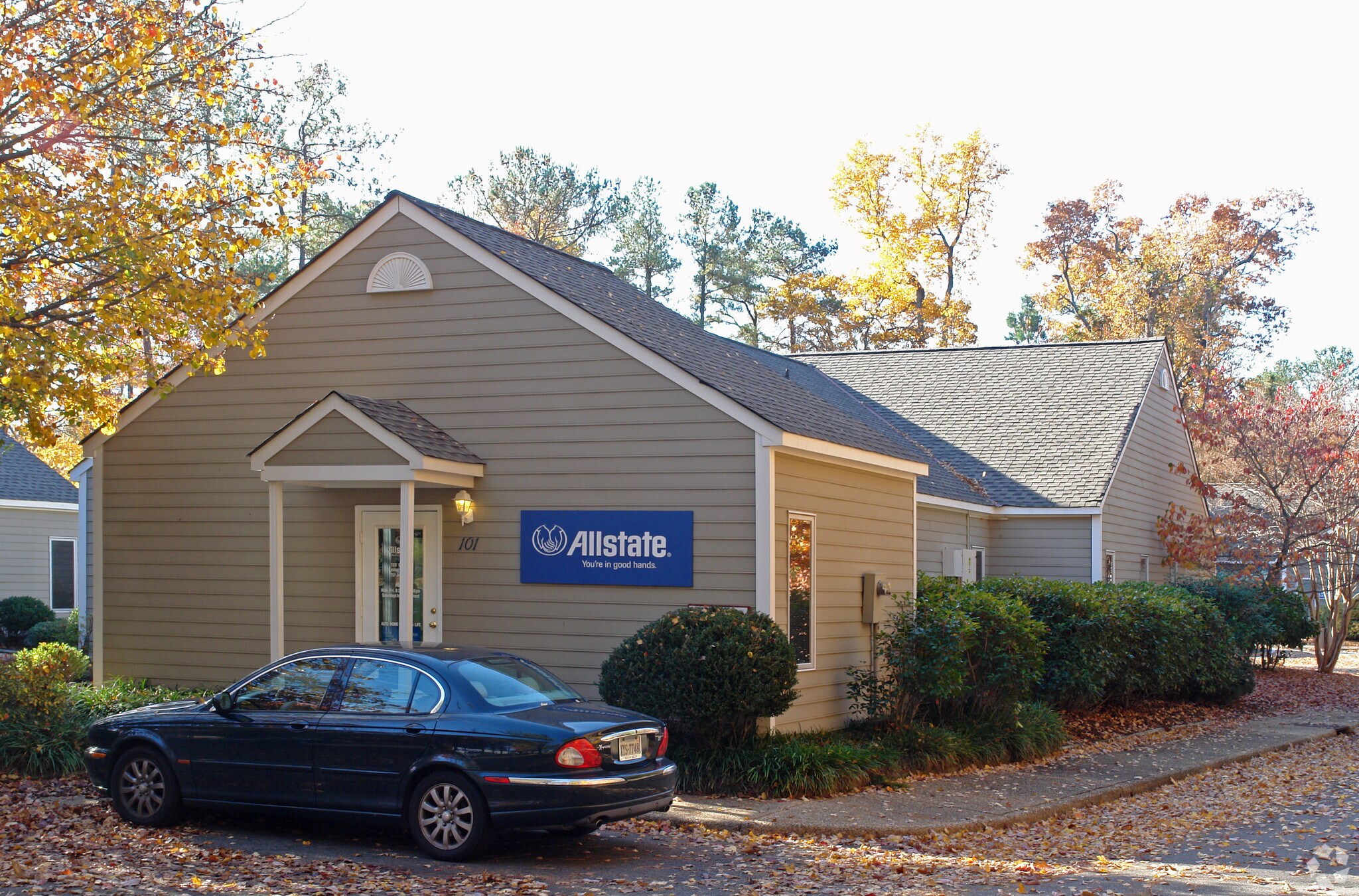 Office in Williamsburg, VA for sale Primary Photo- Image 1 of 1