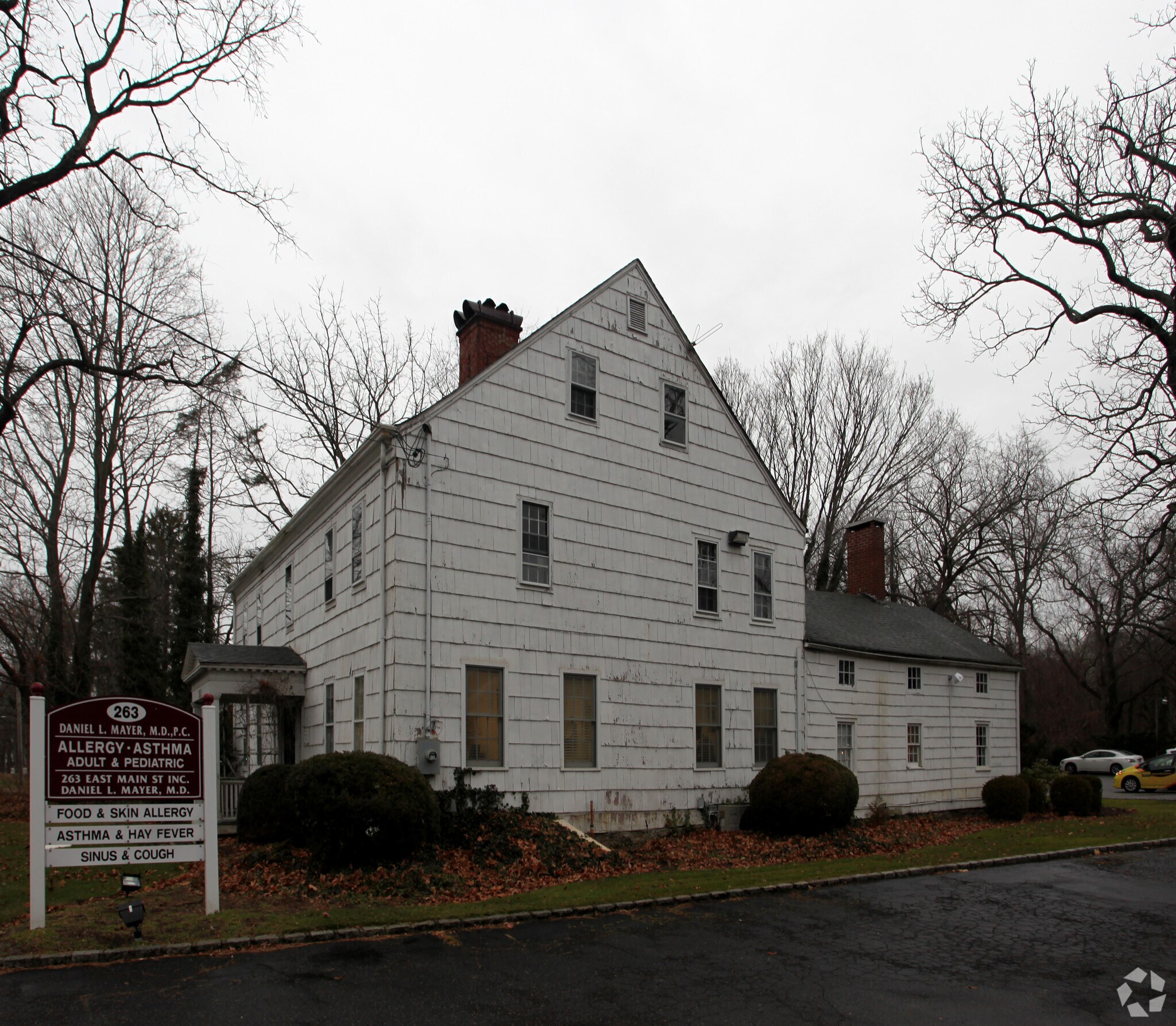 263 E Main St, Smithtown, NY for sale Primary Photo- Image 1 of 8