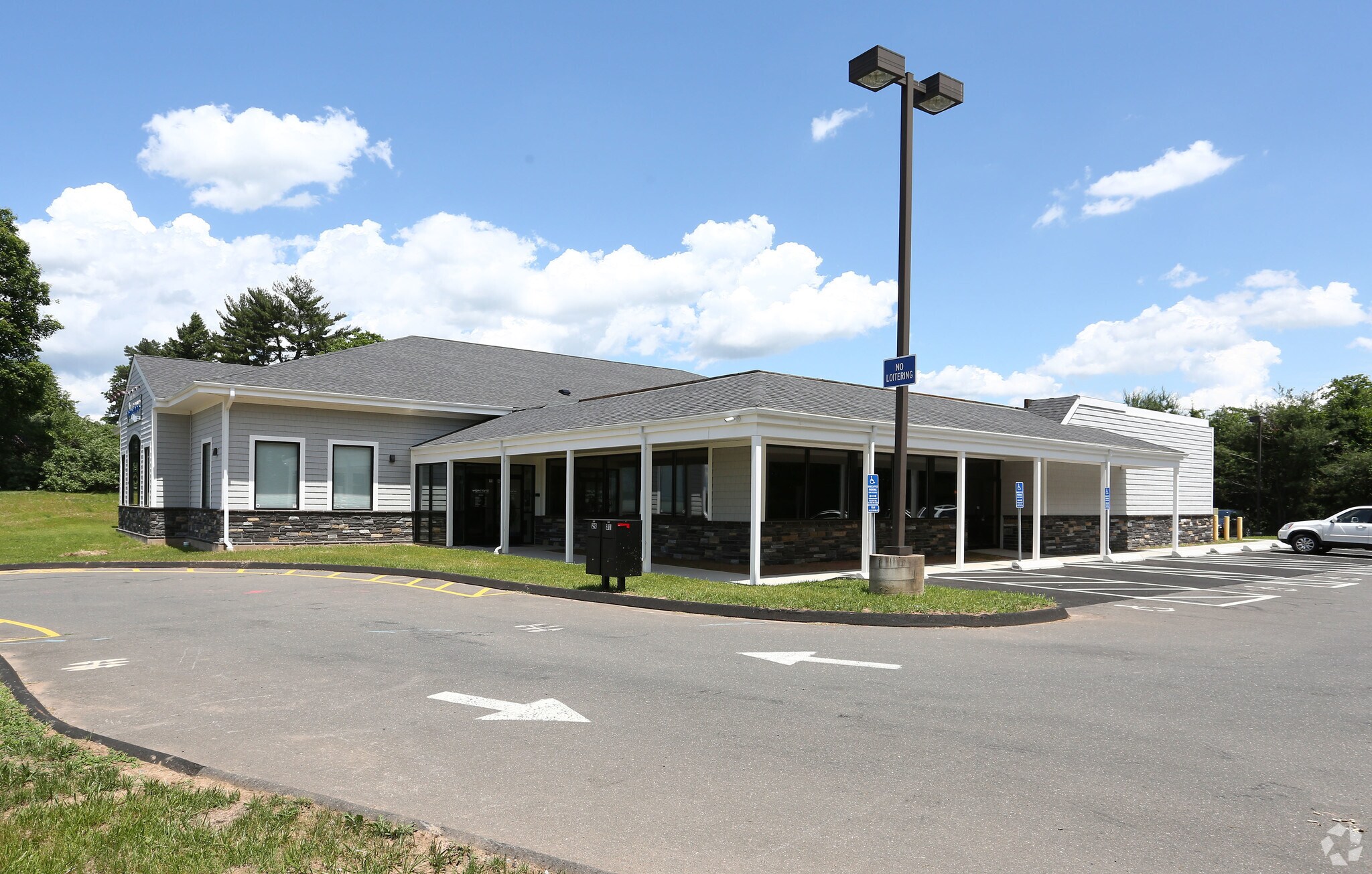 21-29 Buckland St, Manchester, CT for sale Primary Photo- Image 1 of 1