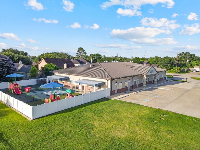 15606 W Airport Blvd, Sugar Land, TX for sale - Building Photo - Image 1 of 11