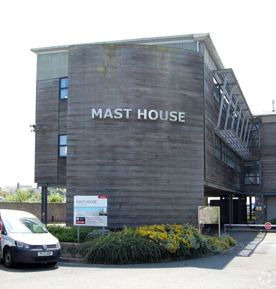 24 Sutton Rd, Plymouth for lease - Building Photo - Image 1 of 4