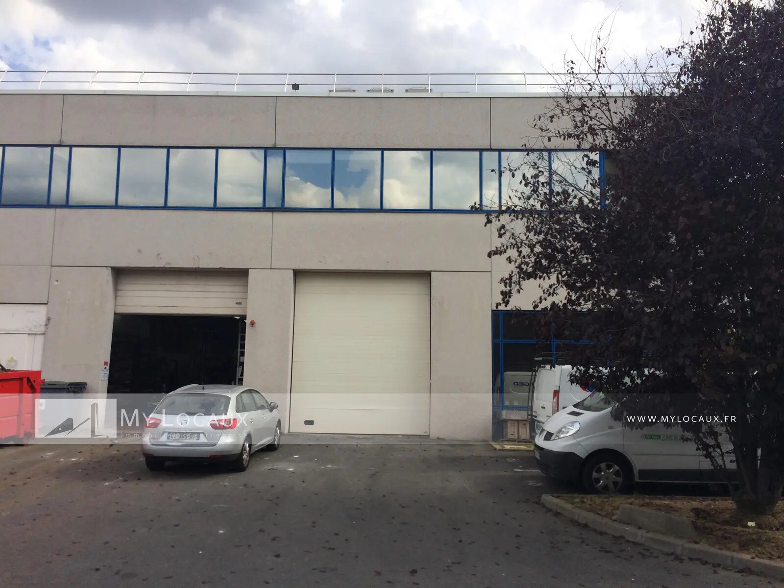 Flex in Gennevilliers for lease Building Photo- Image 1 of 8