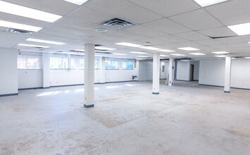 5595 Roy St, Burnaby, BC for lease Interior Photo- Image 1 of 5