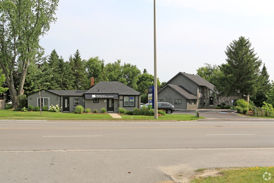 387 Mapleview Dr, Barrie, ON L4N 9G4