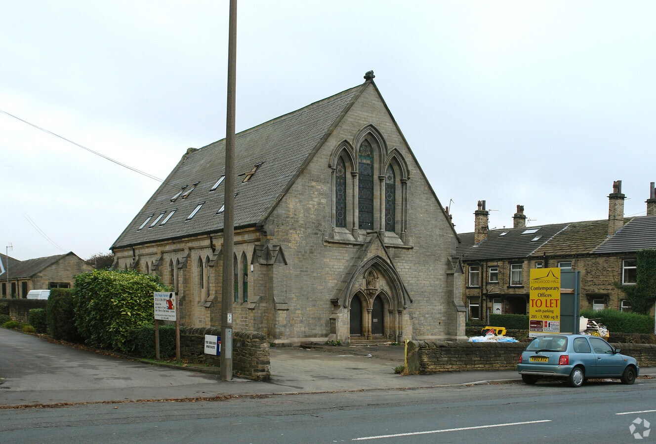 60 Bradford Rd, Pudsey, LS28 6DA