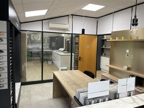 1-4 Hawthorne Farm Business Park, Winterborne Stickland for lease Interior Photo- Image 2 of 17