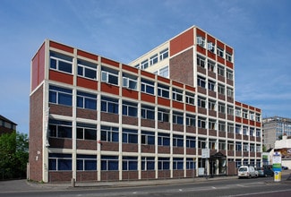 More details for 1 High St, Edgware - Office for Lease