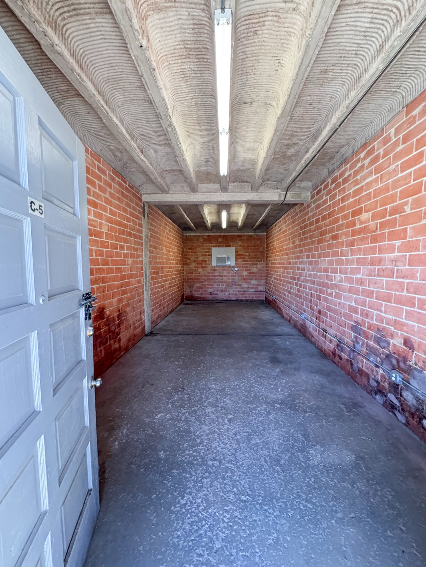 2915 S Zarzamora St, San Antonio, TX for lease Building Photo- Image 1 of 2