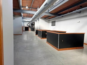 283 W Mason Ave, York, PA for lease Interior Photo- Image 2 of 6