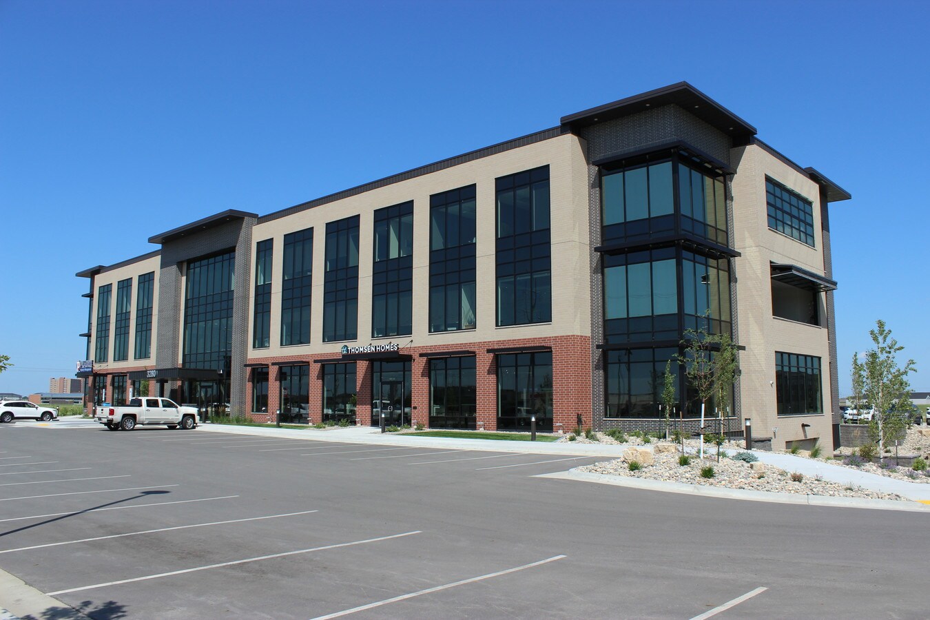 3260 Veterans Blvd, Fargo, ND 58104 Office for Lease