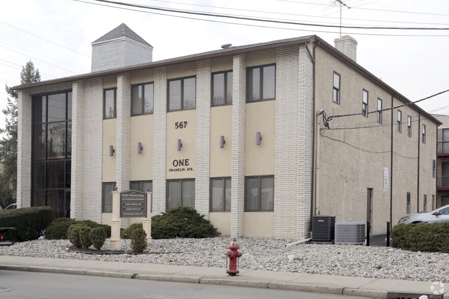 567 Franklin Ave, Belleville, NJ 07109