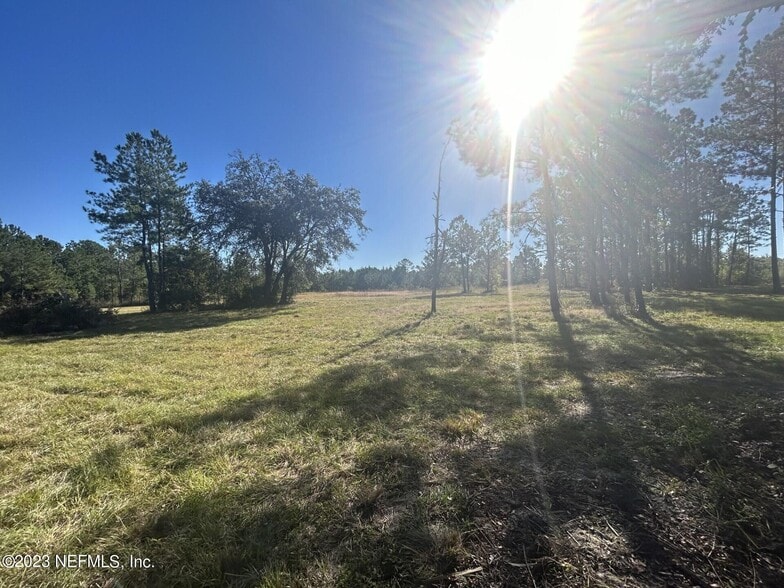 462 US-17, Palatka, FL for lease - Building Photo - Image 2 of 10