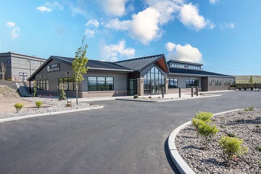 612 Airport Rd, Pendleton, OR 97801