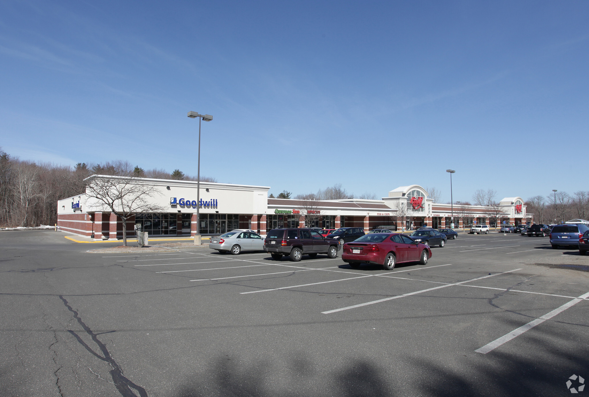 175 University Dr, Amherst, MA 01002 - Amherst Shopping Center | LoopNet