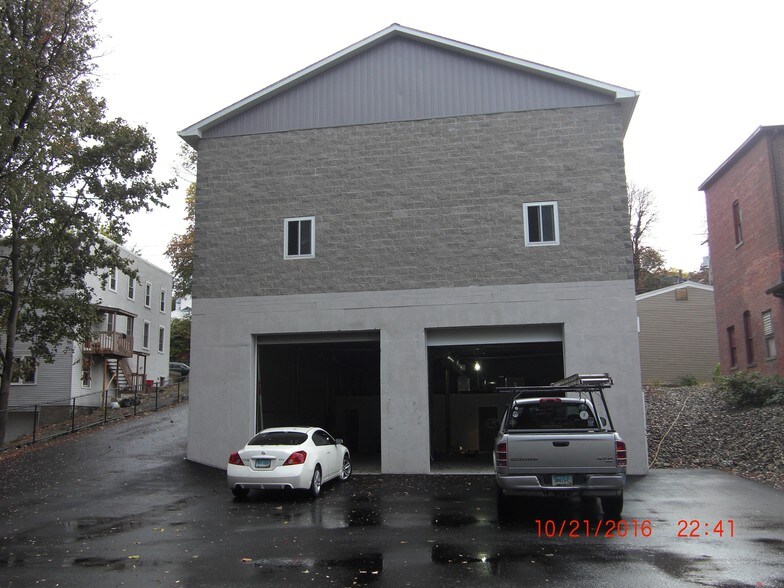 340 Derby Ave, Derby, CT for sale - Building Photo - Image 1 of 1