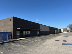 220 Poplar Pl, North Aurora IL - Warehouse