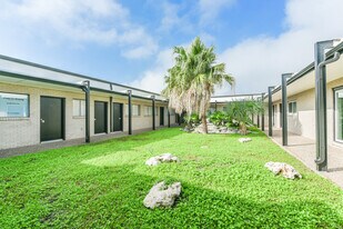 1022-1024 Pasadena Blvd, Pasadena TX - NNN Property