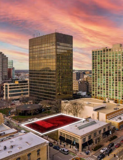 605 Davis St, Evanston, IL for sale - Building Photo - Image 1 of 1