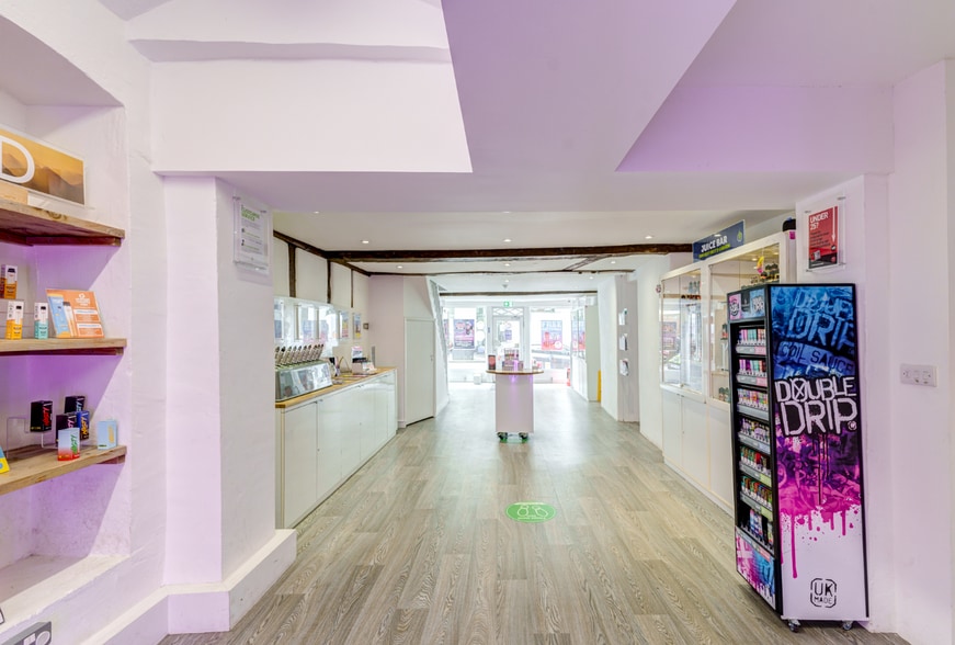 41 East St, Chichester for sale - Interior Photo - Image 2 of 3