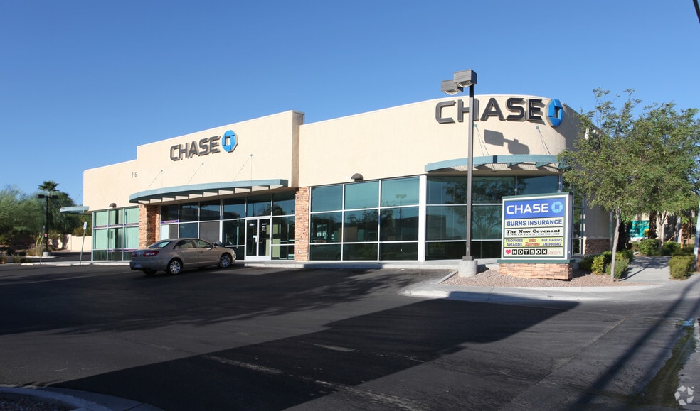 2165 E Windmill Ln, Las Vegas, NV for sale - Primary Photo - Image 1 of 17