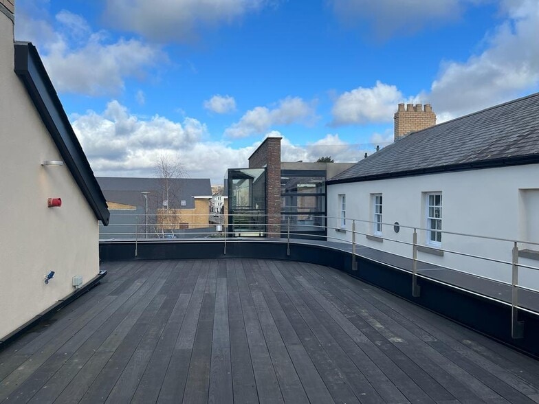 31-37 Caroline St, Bridgend for lease - Building Photo - Image 3 of 3