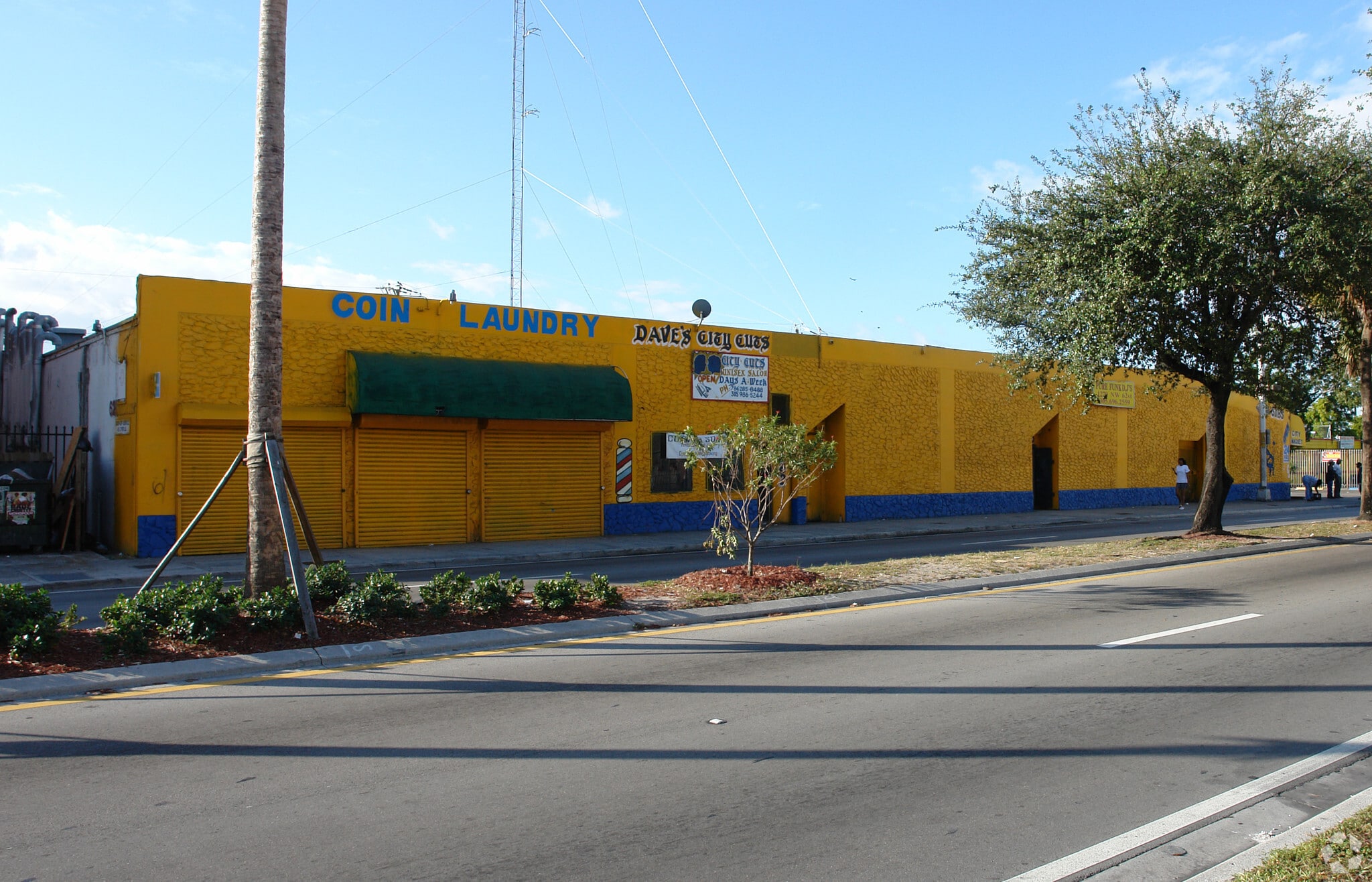 1260 NW 62nd St, Miami, FL for lease Primary Photo- Image 1 of 7