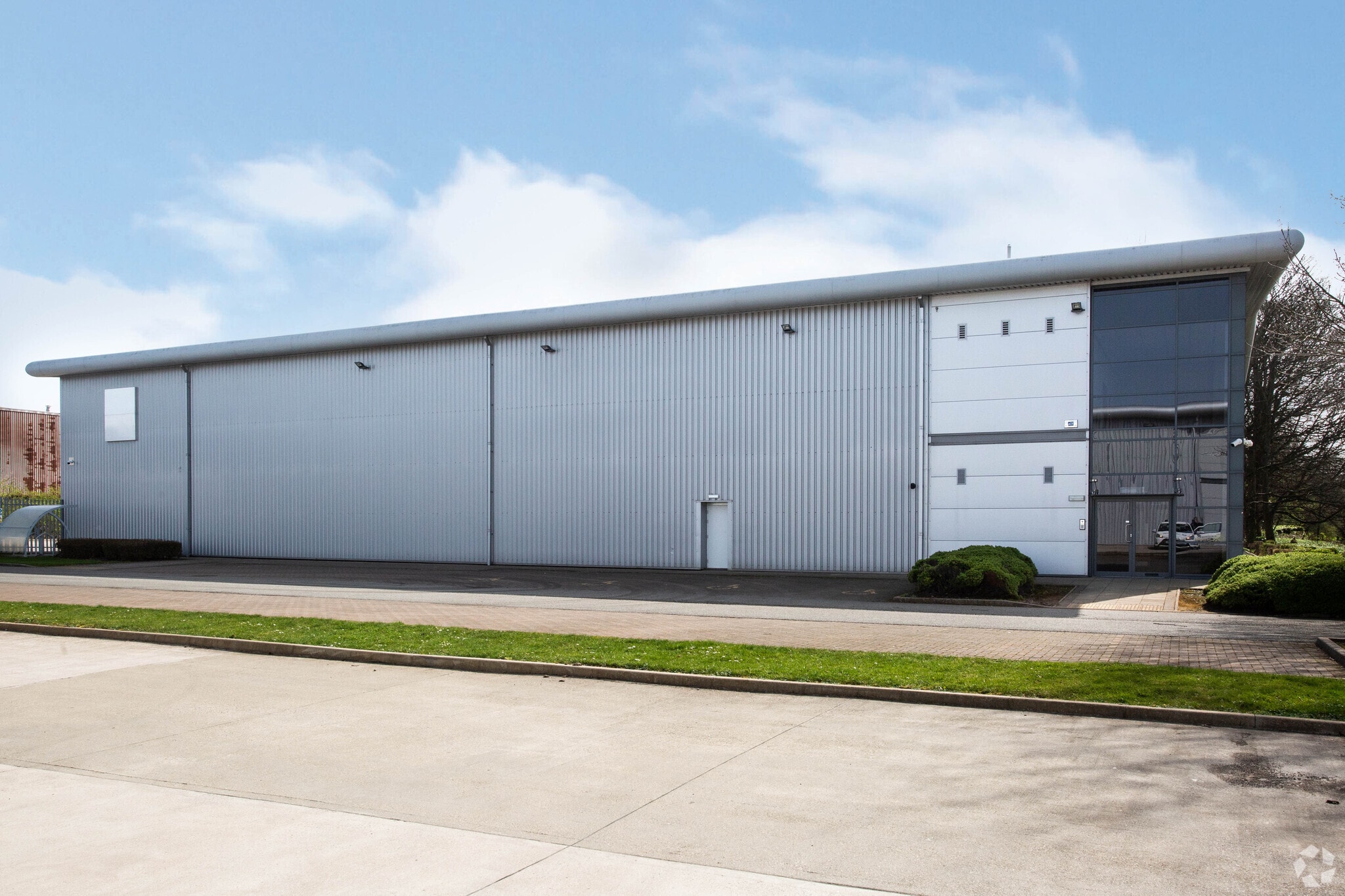 Queens Ct N, Gateshead for sale Primary Photo- Image 1 of 1