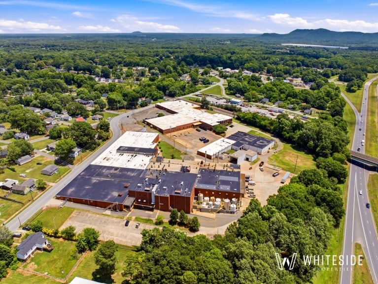 304 Linwood Rd, Kings Mountain, NC for lease Interior Photo- Image 1 of 8