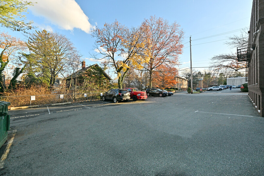 179 S Maple Ave, Ridgewood, NJ for sale - Building Photo - Image 3 of 53