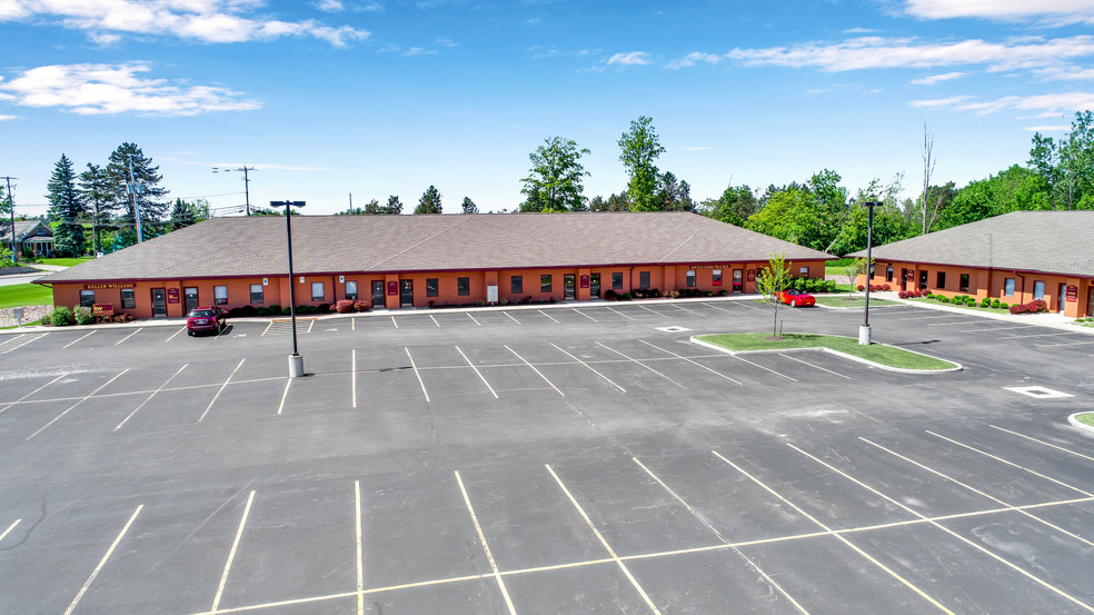 2701 Transit Rd, Elma, NY for lease - Building Photo - Image 2 of 9