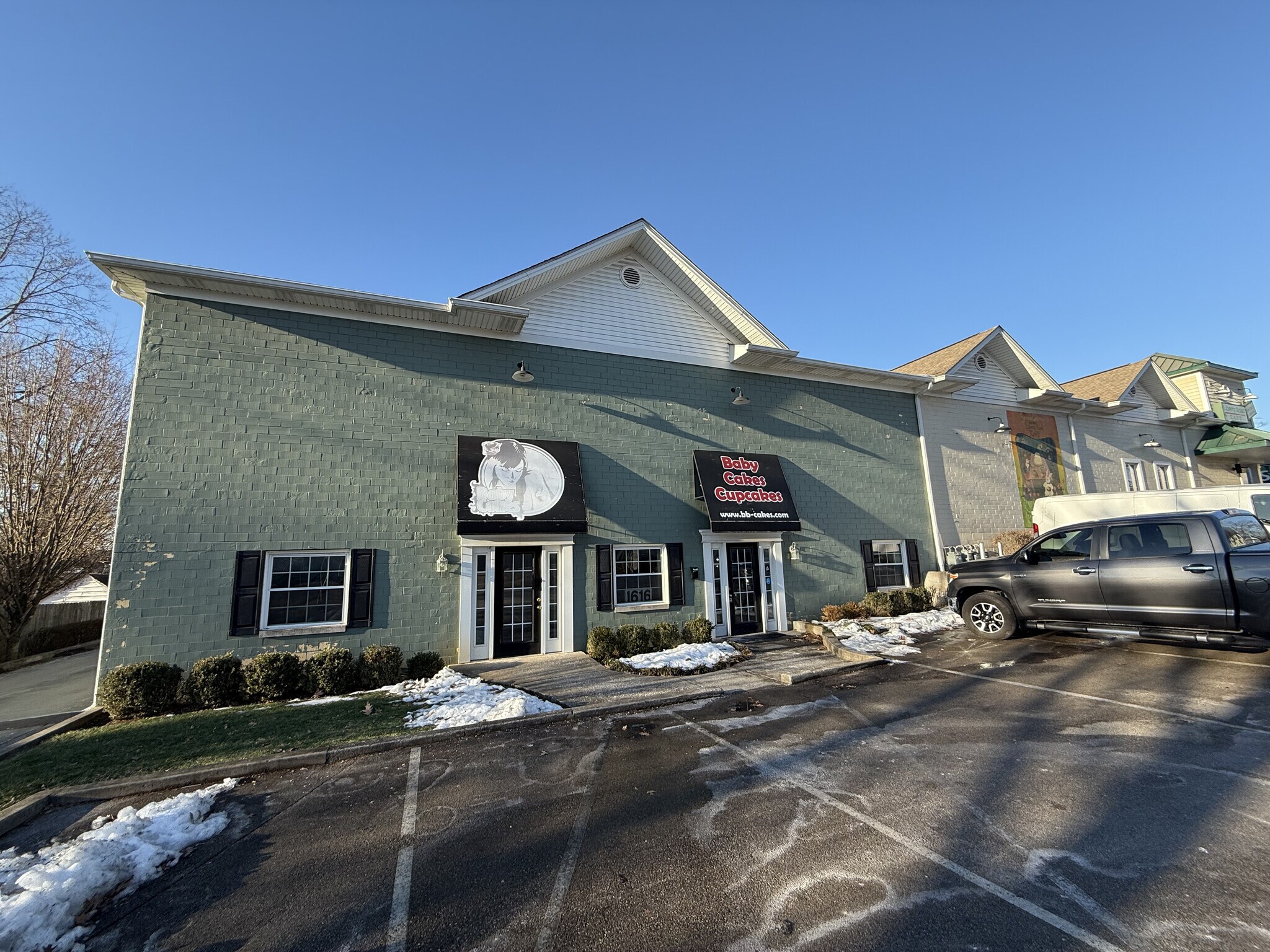 712-720 Henry Clay Blvd, Lexington, KY for sale Primary Photo- Image 1 of 1