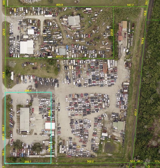 6445 33rd E st, Sarasota, FL for lease - Building Photo - Image 2 of 11