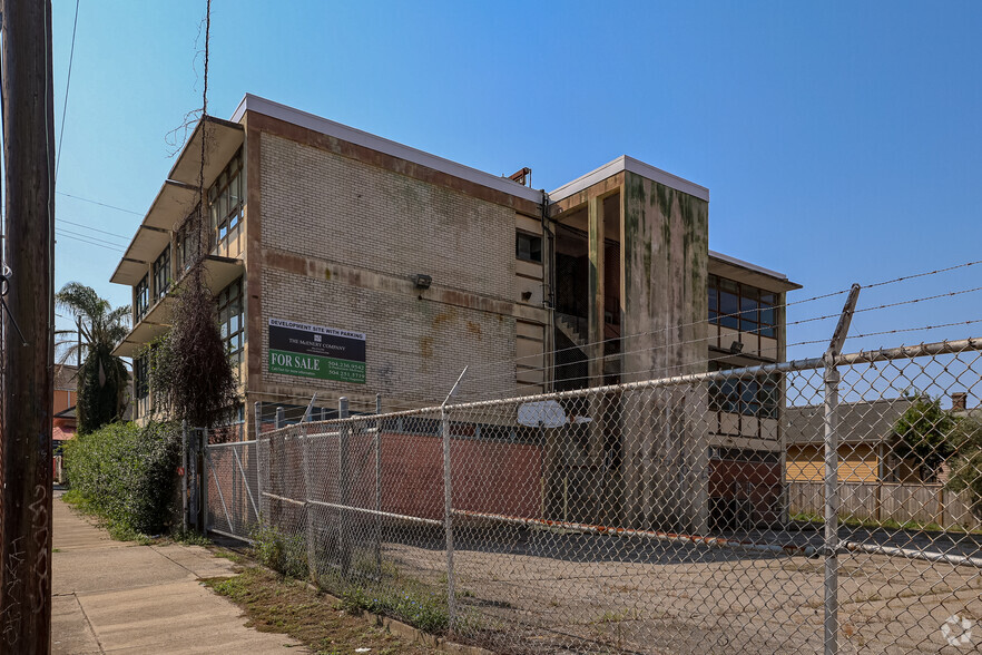 1941 Dauphine St, New Orleans, LA for sale - Building Photo - Image 2 of 4