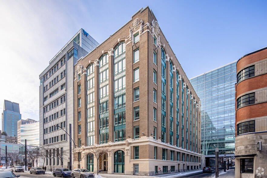 455 Rue Saint-Antoine O, Montréal, QC for lease - Building Photo - Image 1 of 18