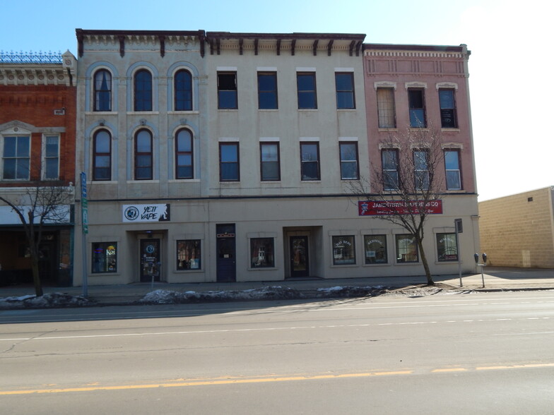 6 W Main St, Fredonia, NY for sale - Building Photo - Image 1 of 1